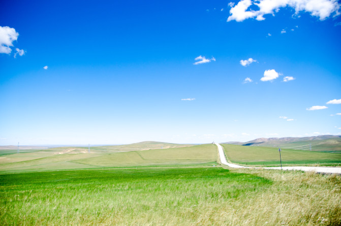 天堂草原锡林郭勒歌词及对白,真正的内蒙古锡林郭勒大草原