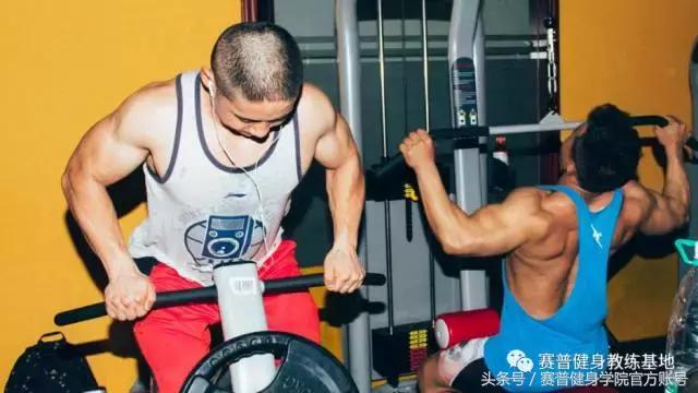 肌肉型肥胖和脂肪型肥胖如何减脂,大体重减脂如何避免肌肉型肥胖