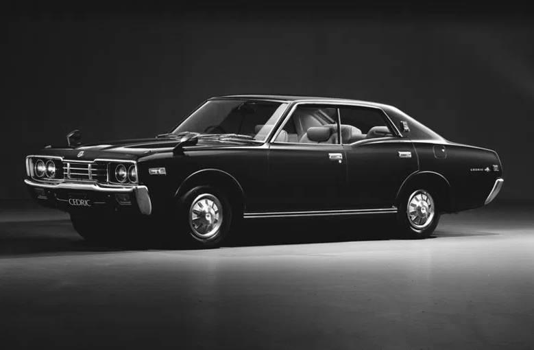 千古英雄今何在,千古英雄而今安在