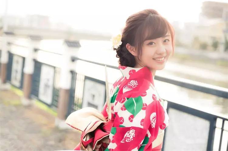 浴衣日本夏天一道亮丽的风景线,夏天去哪里洗浴最好