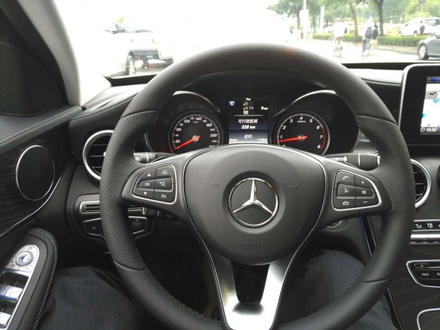裸车30万提奔驰c贵不贵,35万落地奔驰c260l