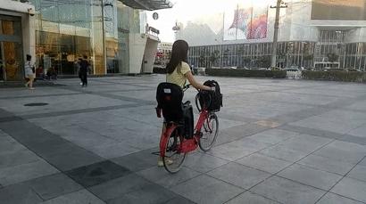 骑自行车的亲子英语,教孩子骑自行车英语怎么说