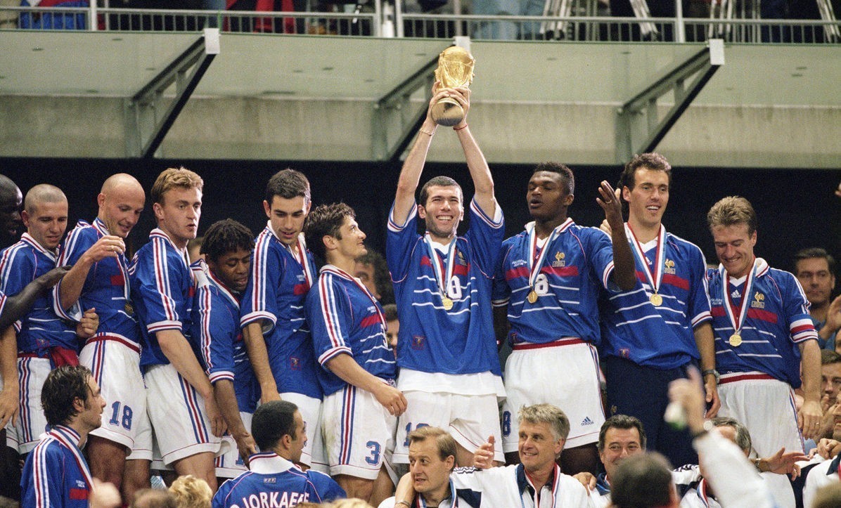 一冠王二冠王三冠王都是谁,一冠王三冠王