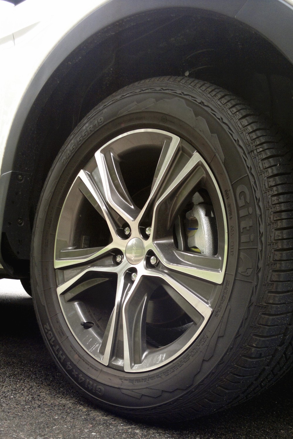 力帆x80出最新款了吗,力帆七座15万以内的车