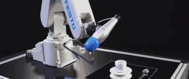 神的触手被做了出来，可以轻松吸住柱状体！