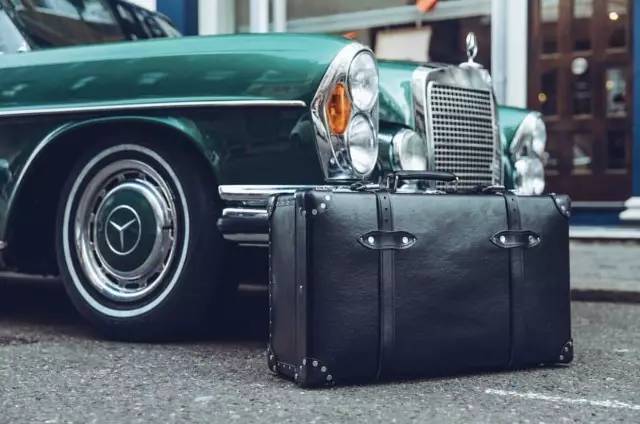 1家实体店2年卖出100,000+的行李箱，到底有啥牛逼的？