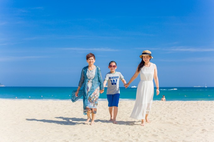 带着老妈和宝贝游三亚（两家铂尔曼和亚龙湾红树林度假之旅）