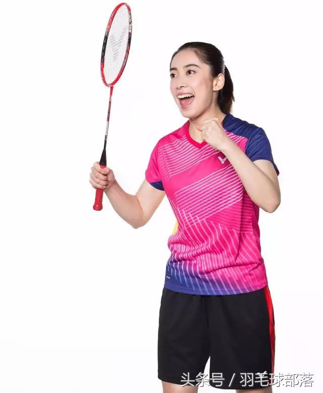 选择球拍磅数有技巧,羽毛球拍怎么选择适合自己的磅数