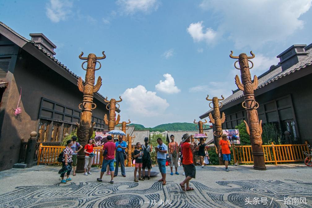 王健林为什么在丹寨建万达小镇,万达王健林与丹寨