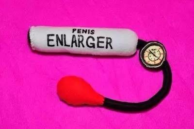 这家店9000件商品全是假货,人们却争相购买