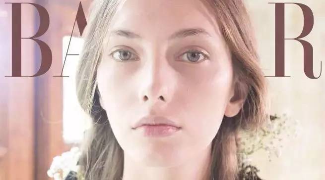 自从用了这些蜜粉，美容编辑走遍世界也要买回来囤货！