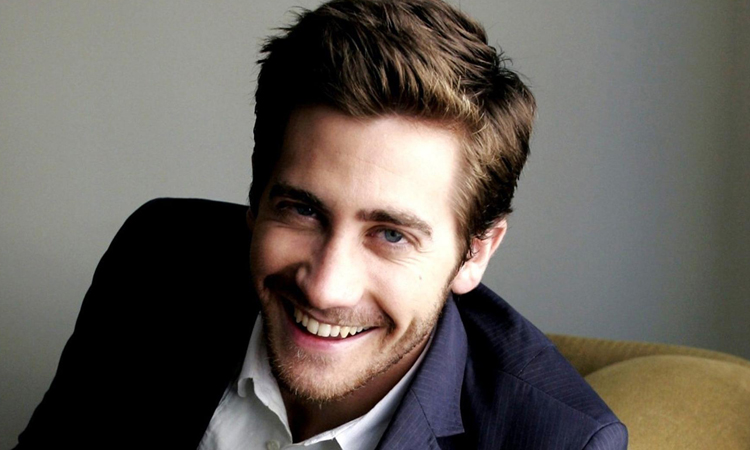 15岁男生怎么让脸变好看,男生如何让手变长变好看