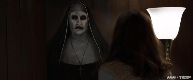 图解电影《招魂2》｜恶鬼折磨萝莉的一百种方法，被吓到漏尿