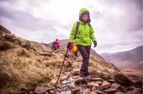 爬华山脚酸痛怎么快速缓解,爬完华山后腿疼怎么缓解