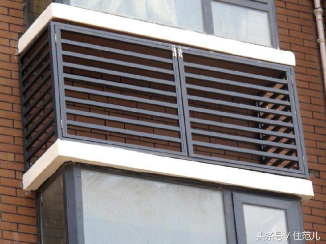 地震发生时安全的逃生方法100字,高楼发生地震时正确的逃生方法是