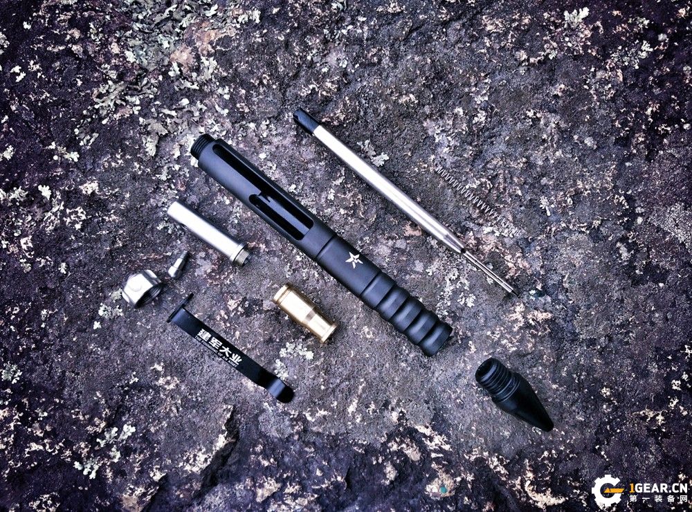 《建军大业》唯一刀具授权品牌的汉道，给我们带来满满的家国情怀