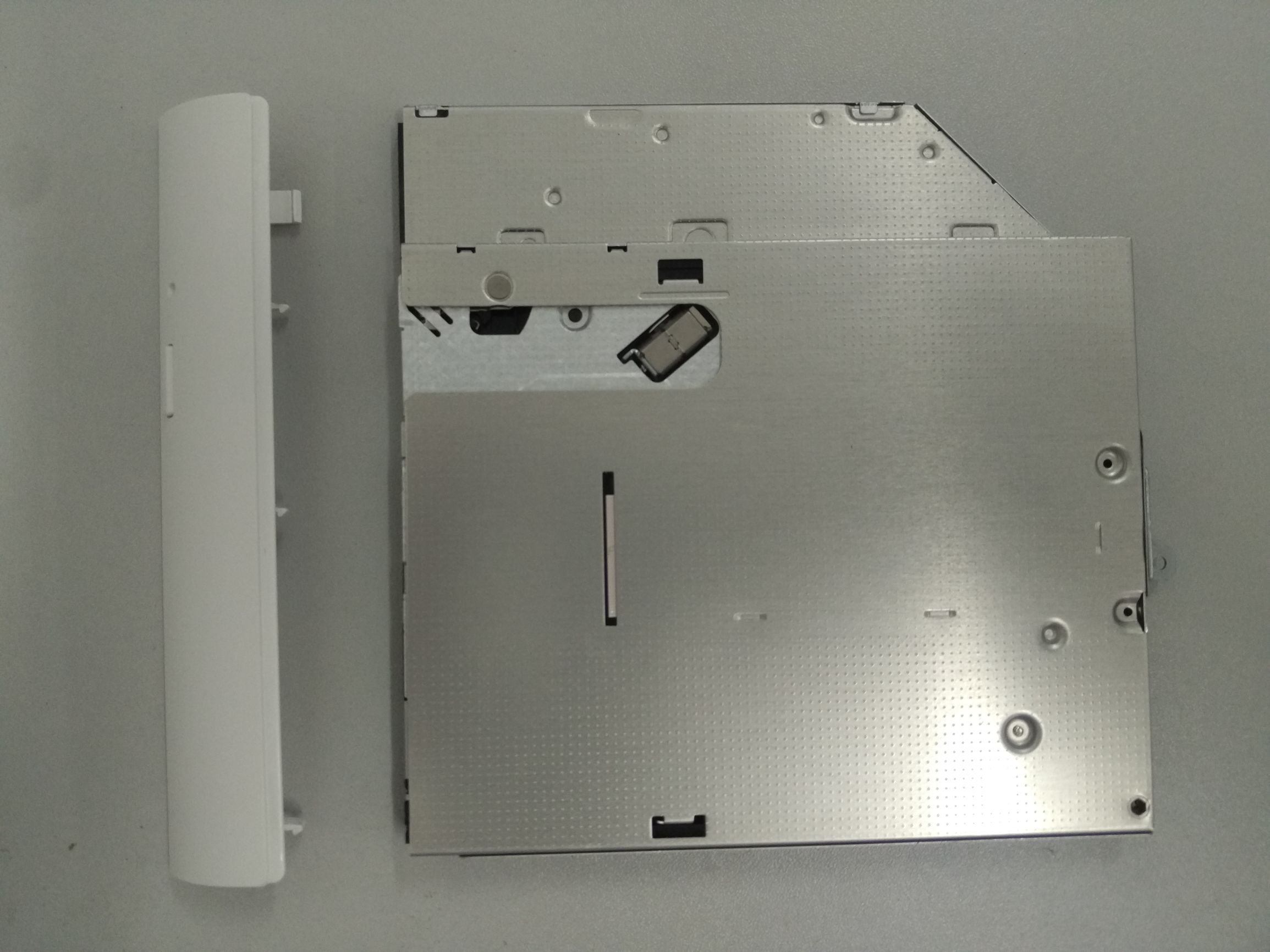 神舟笔记本加装固态硬盘教程,笔记本加装固态硬盘详例分析
