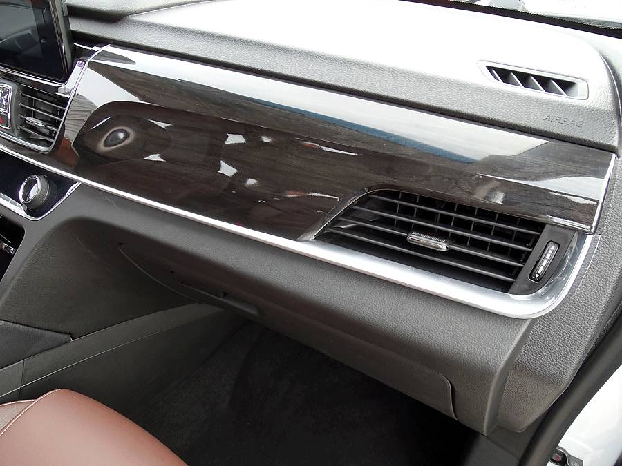 七年的宝骏560值得入手吗,宝骏560跑了八万公里还值得买吗