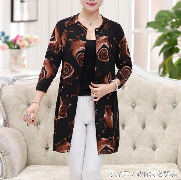 中年人穿什么款式的外套好看,啥样衣服适合中年人秋季外套