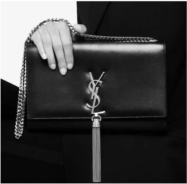 网上很便宜的名牌包包是真的么,名牌包包专卖店比网上贵多少