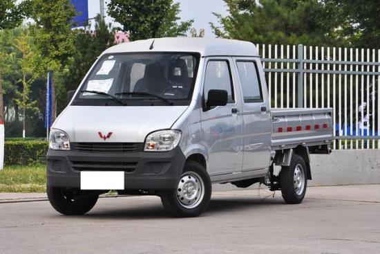 五菱之光小卡拉货合法吗,五菱之光小卡买单排还是双排