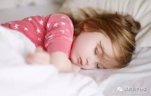 跟孩子分房睡正确方法,孩子分房睡的方法