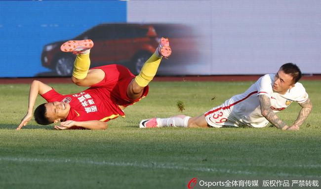 各门将不可思议扑救集锦了解一下,门将最离谱失误集锦