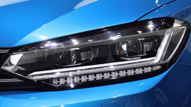 汽车激光大灯灯具发展,车灯从卤素到激光大灯