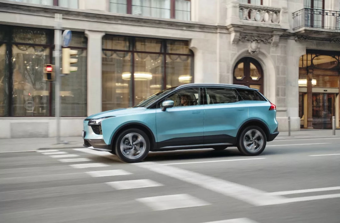 欧版爱驰u5德国全面开售,爱驰u5欧洲上市