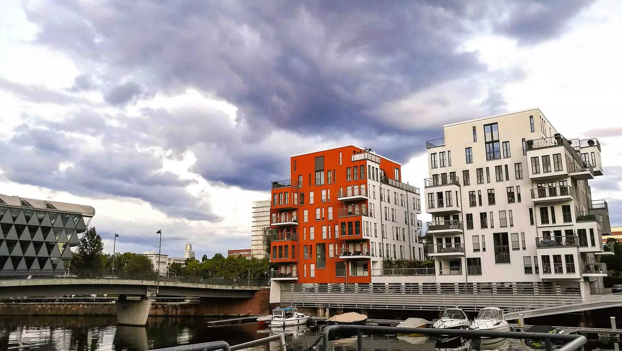 德国的不限速高速公路多少钱,高速公路不收费到哪天