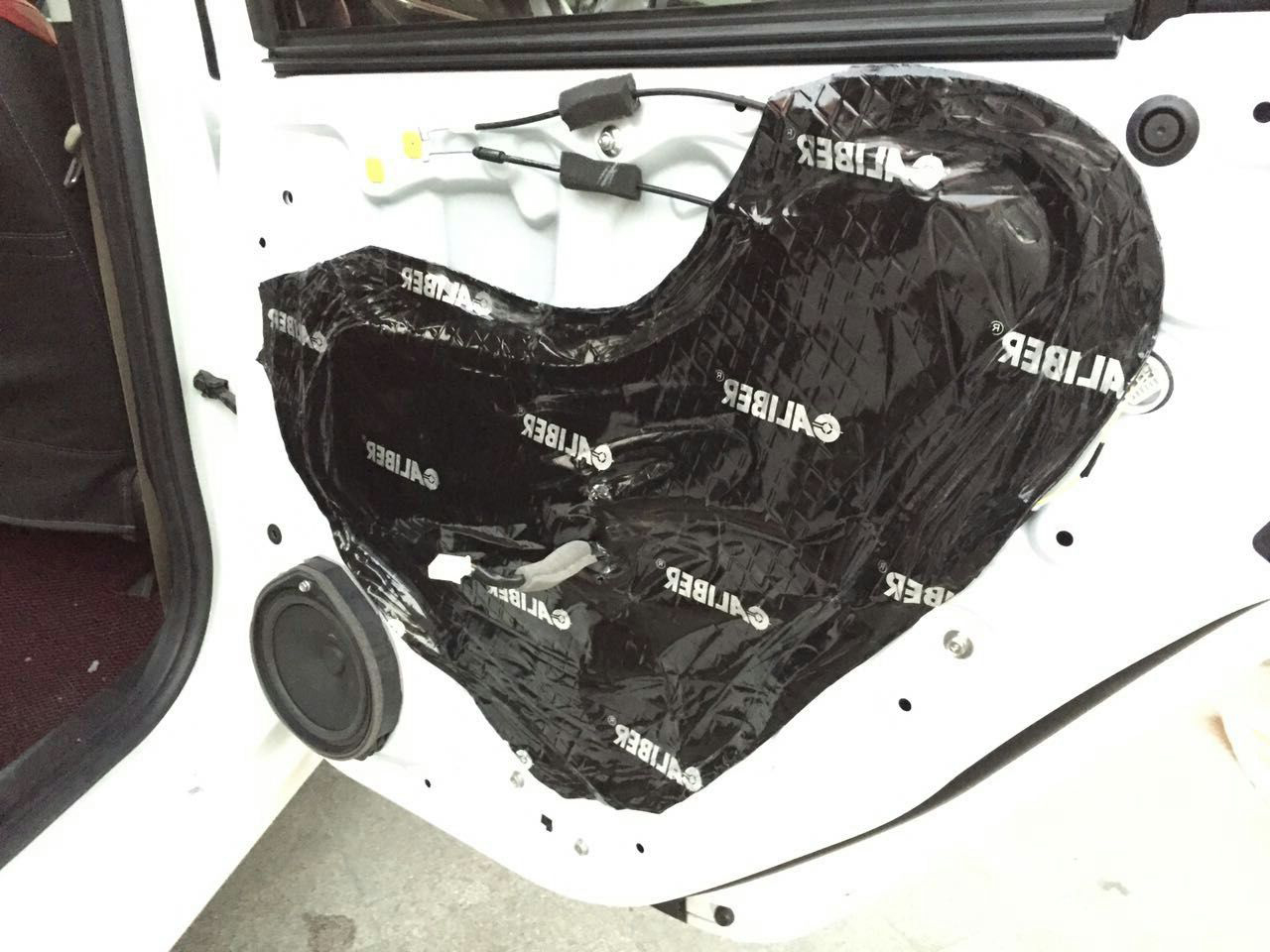 简单锋范改装,本田锋范汽车音响改装