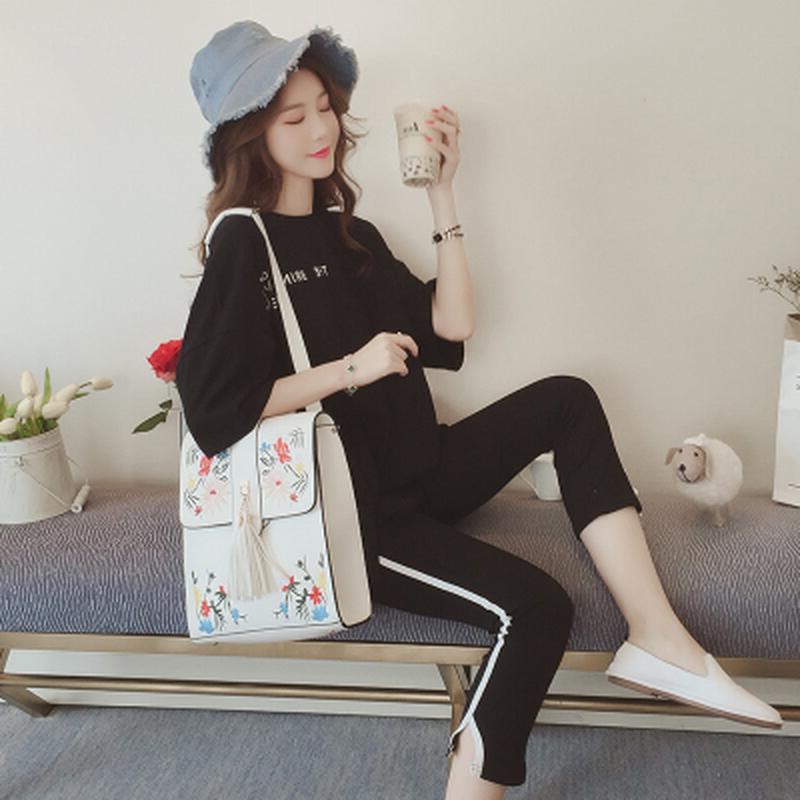 夏季黑色微喇叭裤九分裤怎样搭配,微喇叭九分裤百搭显瘦安排起来