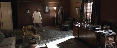 图解电影《招魂2》｜恶鬼折磨萝莉的一百种方法，被吓到漏尿