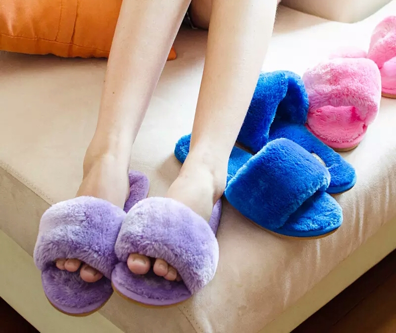 没见过蕾哈娜与PUMA合作潮鞋，你就不知道中国大妈有多潮！