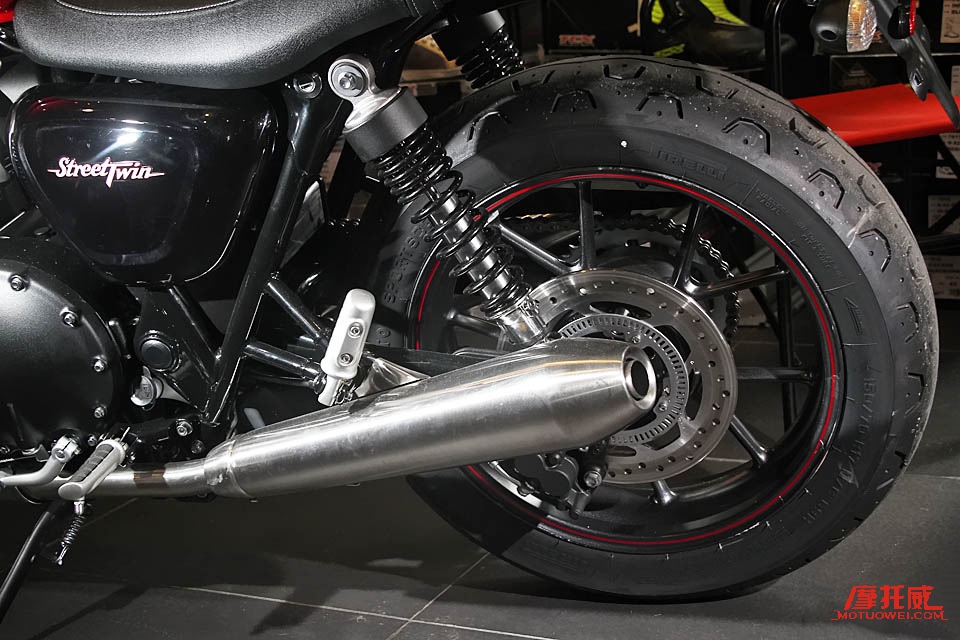 凯旋bonneville1200,凯旋bonneville红色