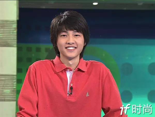 宋仲基与宋慧乔甜蜜,宋仲基与宋慧乔恋爱过程