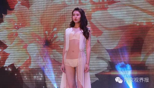 澶╁Э鏈嶉グ,澶╁Э鍝佺墝鏈嶉グ