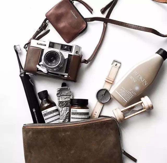 又土又丑却好用到爆的护肤品,别问我产品质量好不好文案