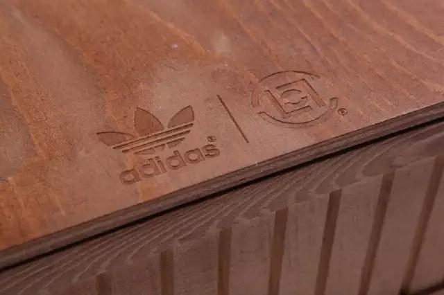 你脚上NMD的“前世今生”都在鞋盒上