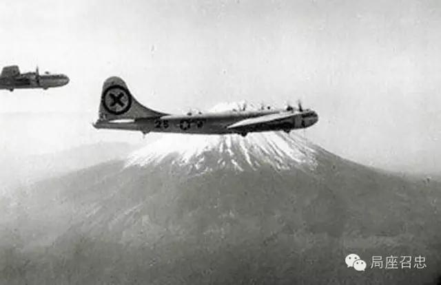 张召忠：日本在太平洋上建立了“三条岛链”