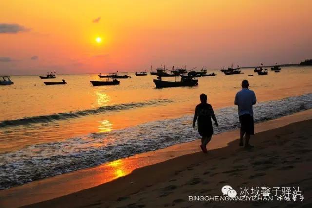 醉享三亚波波利海岸夕阳下的渔光曲