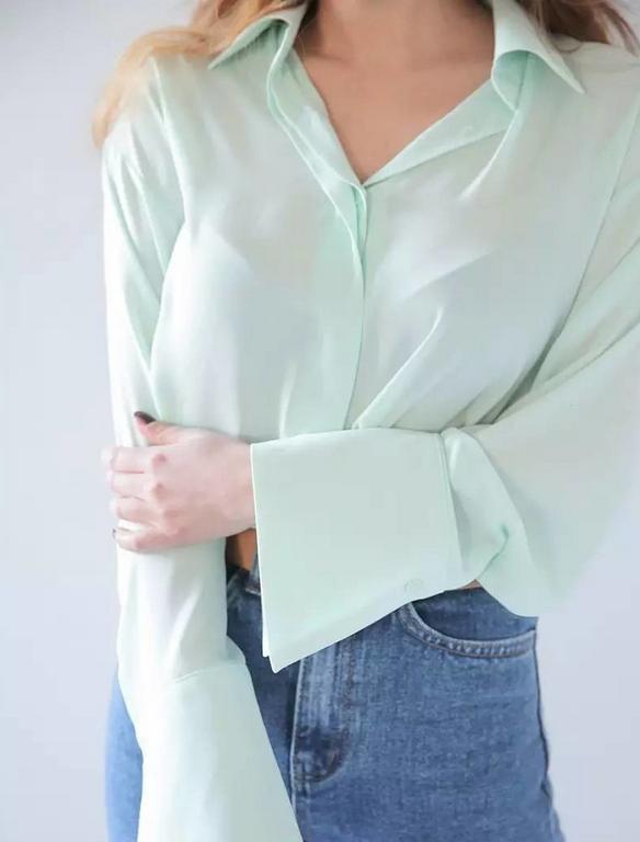 乔妹同款衬衣,乔妹宋仲基白裙