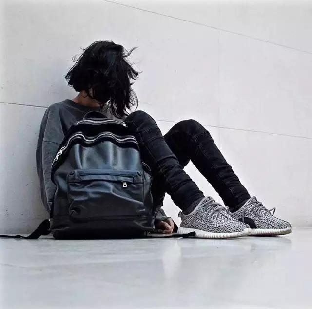 5张照片时尚潮流穿搭,50岁潮人穿搭