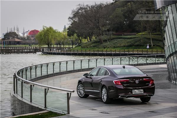 别克君越全新换代上市试驾,别克君越652t豪华版试驾视频