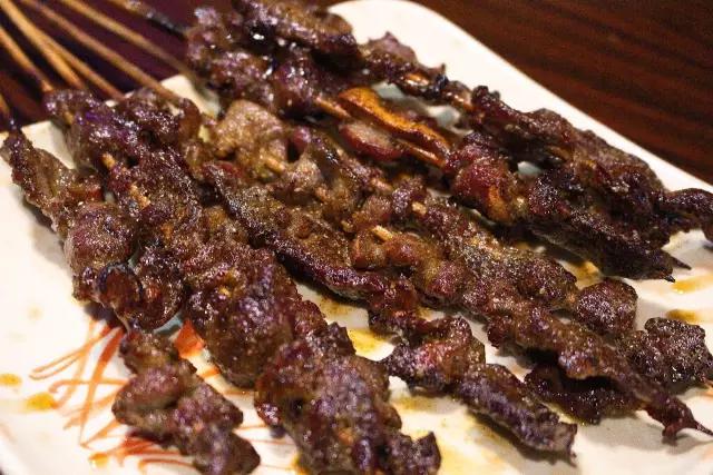 勾魂的黎塘风味烧烤店正在艾特你！约不约？