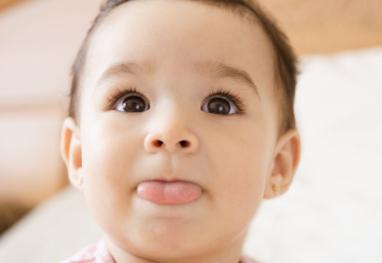 3岁宝宝舌苔白厚口臭怎么办,宝宝有舌苔怎么办