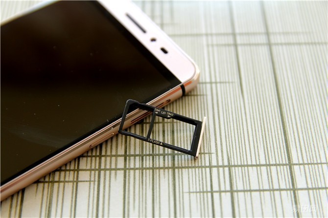 酷派锋尚maxa8-930,中华酷联怎么被淘汰的