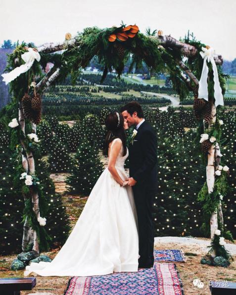 如何在朋友圈秀恩爱还不招人烦,在朋友圈如何秀恩爱不反感