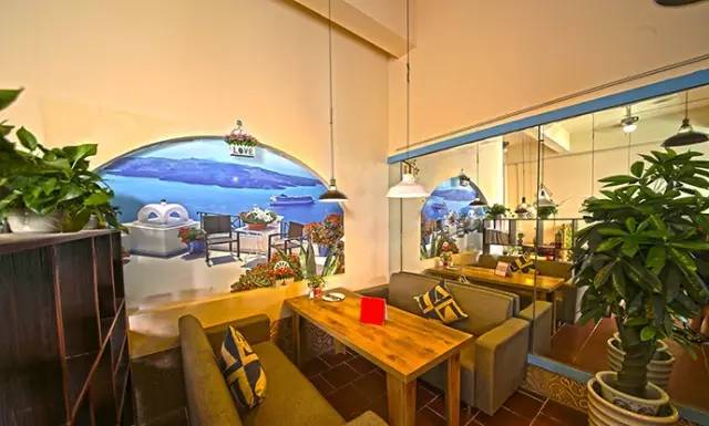 可以边吃边看的餐厅,免费试吃全套餐