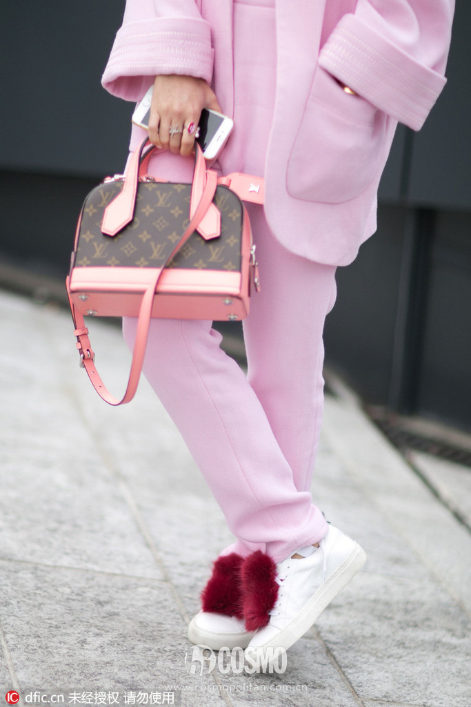 这有100个最时髦的包，男票爱不爱你就看这篇了